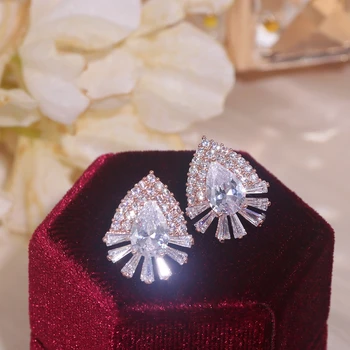 2022 Luxo Clássico Bling Branco Cúbicos de Zircônia Cristal Brincos para Mulheres Bijoux de Moda Noiva, Festa de Casamento, Presentes de Jóias