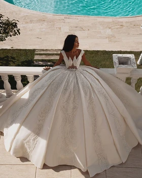 Luxuosos de Dubai Vestidos de Casamento do Laço Mangas de Vestidos de Noiva Personalizados Feitos de Cristais de Tiras Longas de Trem Vestido de noiva
