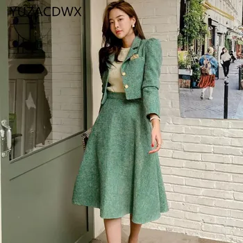 YUZACDWX Moda das Mulheres de Duas peças de Conjunto coreano Pérola Botão Curta Jaqueta Casaco+Moda Cintura Alta Swing Saia Ternos de Inverno 2021