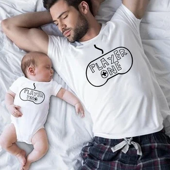 Leitor de Um Leitor de Dois Família Roupa Combinando Engraçado Pai, Filho Olhar Camiseta Paizão e Me Bebê Body Camiseta Dia dos Pais Presente